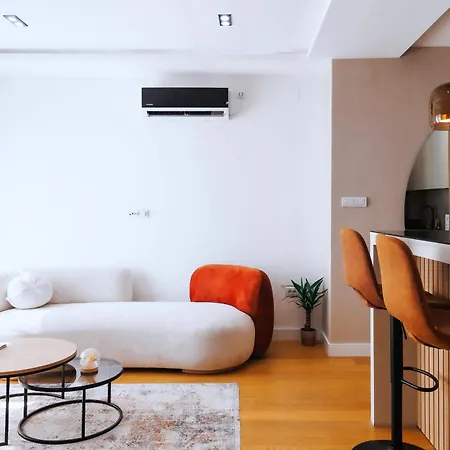 Daire Rooftop Experience, Modern Luxury & Views *